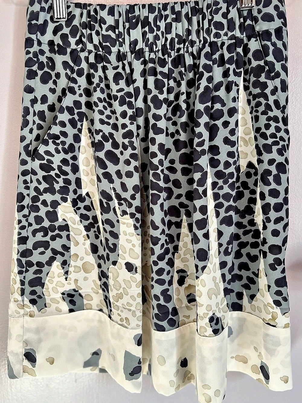 Cabi Animal Print Midi Skirt Size XS Like New